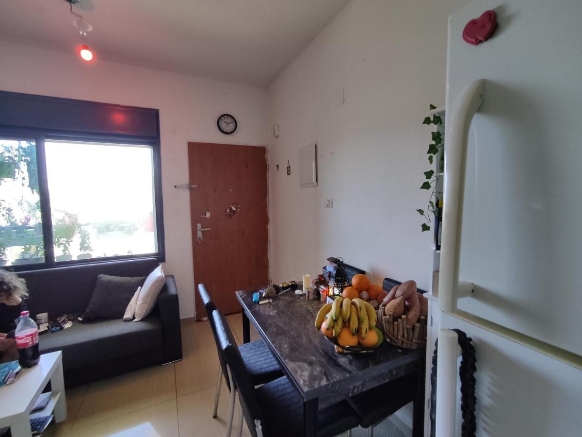 Family Master Apartment Nahariya Bagian luar foto